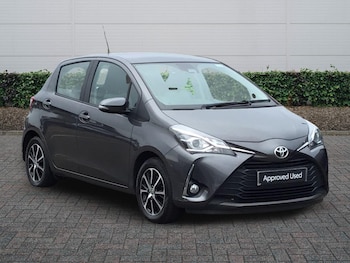 Used Toyota Yaris 2019 for sale - 78102537: Photo