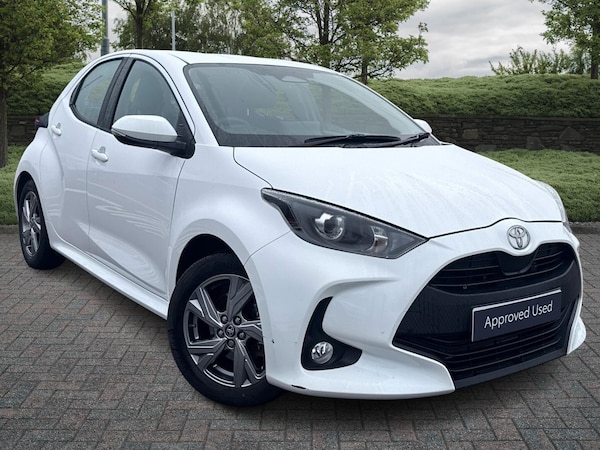 Used Toyota Yaris 2024 for sale - 76176088: Photo 1