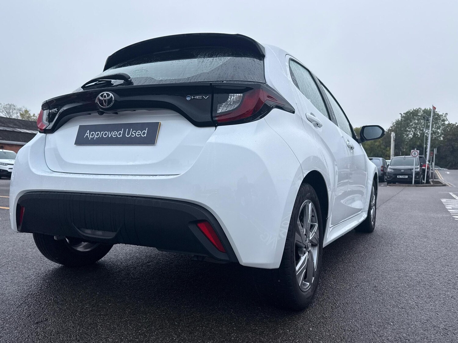 Used Toyota Yaris 2024 for sale - 76176088: Photo 24