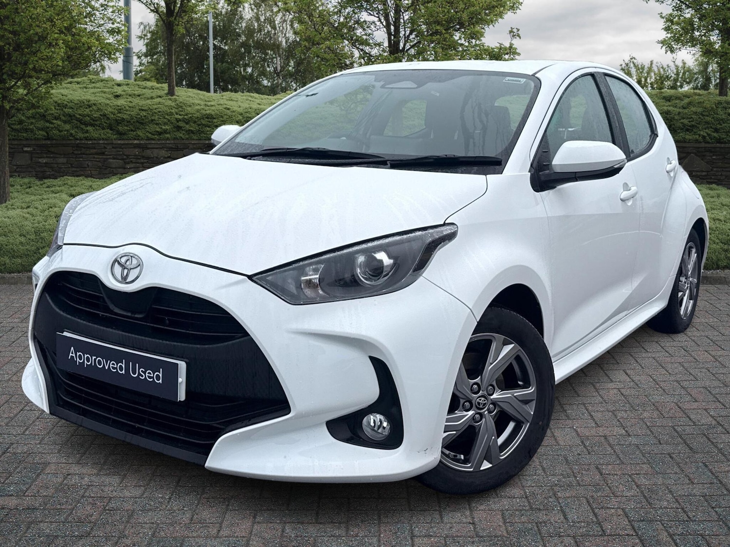 Used Toyota Yaris 2024 for sale - 76176088: Photo 3