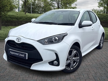 Used Toyota Yaris 2024 for sale - 76176088: Photo 3