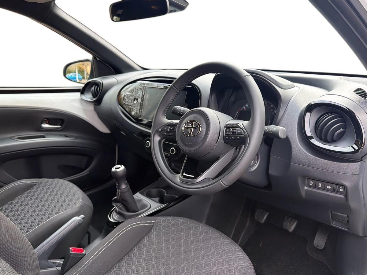 Used Toyota Aygo X 2025 for sale - 76523254: Photo 12
