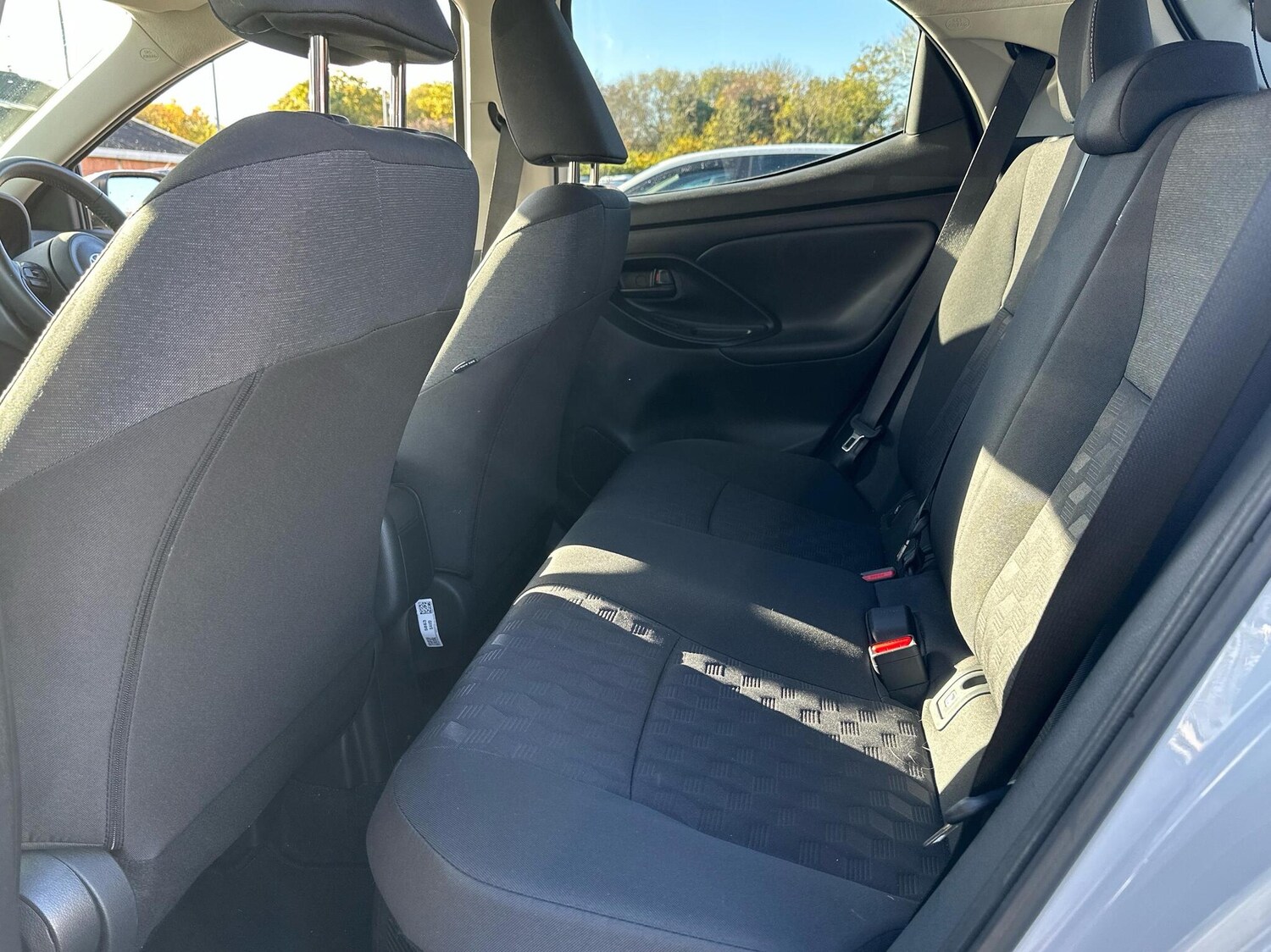 Used Toyota Yaris 2024 for sale - 76419876: Photo 12