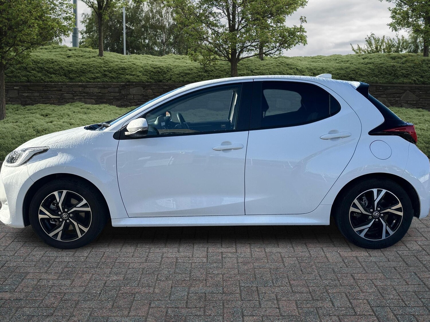 Used Toyota Yaris 2024 for sale - 76419876: Photo 17