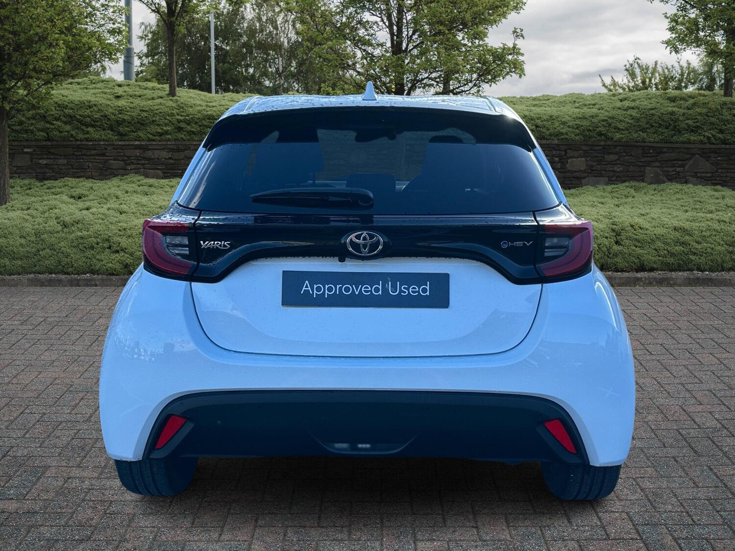 Used Toyota Yaris 2024 for sale - 76419876: Photo 19