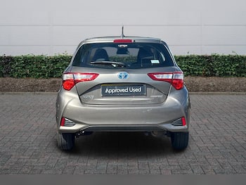 Used Toyota Yaris 2018 for sale - 79699716: Photo