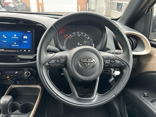 Used Toyota Aygo X 2024 for sale - 76309304: Photo 6