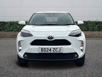 Used Toyota Yaris 2024 for sale - 79678179: Photo