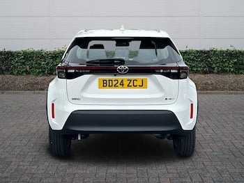Used Toyota Yaris 2024 for sale - 79678179: Photo
