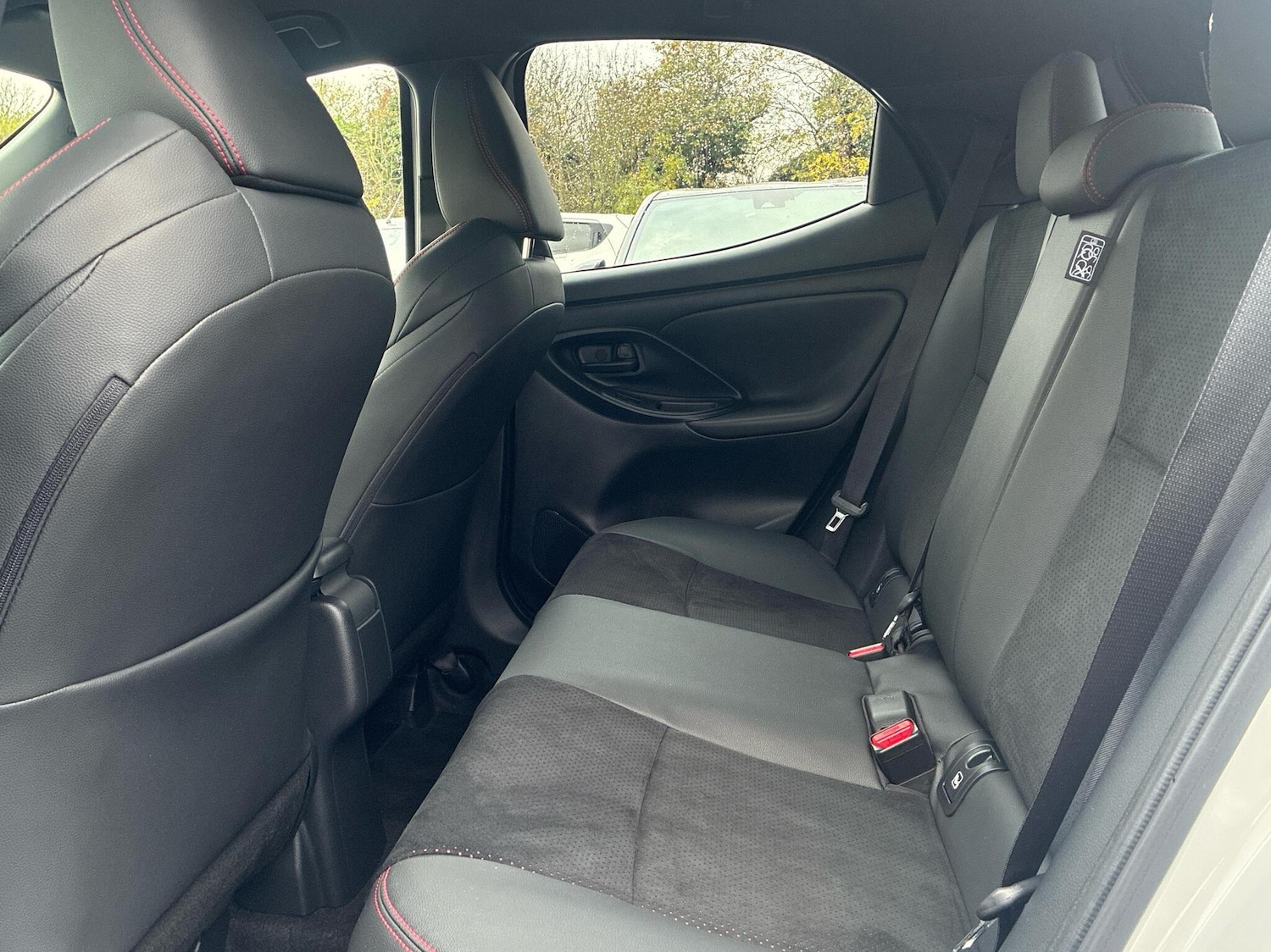 Used Toyota Yaris 2024 for sale - 77218226: Photo 12