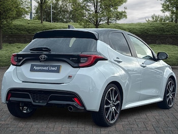 Used Toyota Yaris 2024 for sale - 77218226: Photo