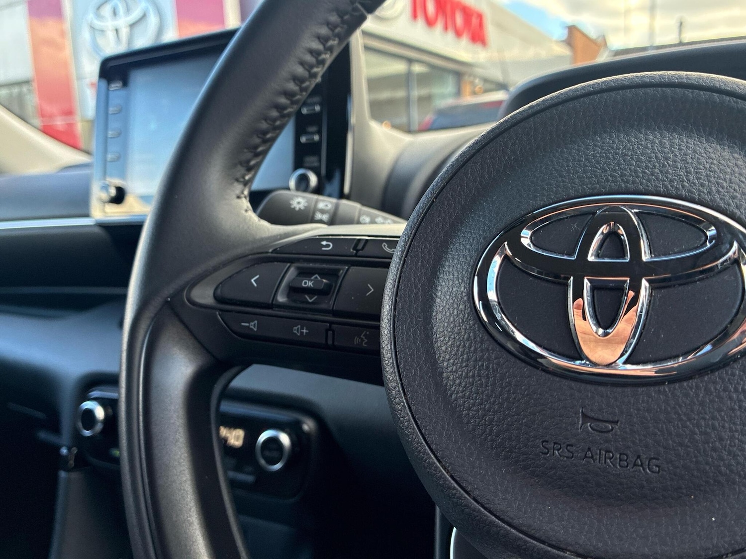 Used Toyota Yaris 2023 for sale - 76318673: Photo 25