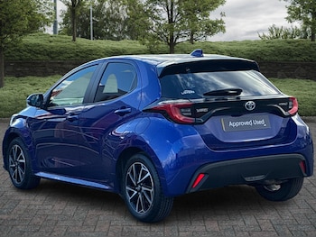 Used Toyota Yaris 2023 for sale - 76318673: Photo