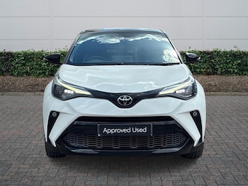 Used Toyota C-HR 2023 for sale - 77884884: Photo