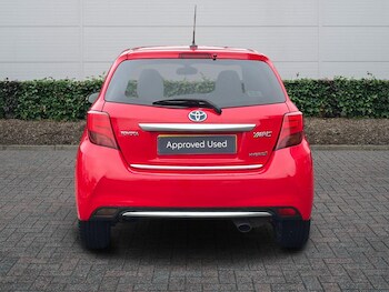 Used Toyota Yaris 2016 for sale - 76937364: Photo