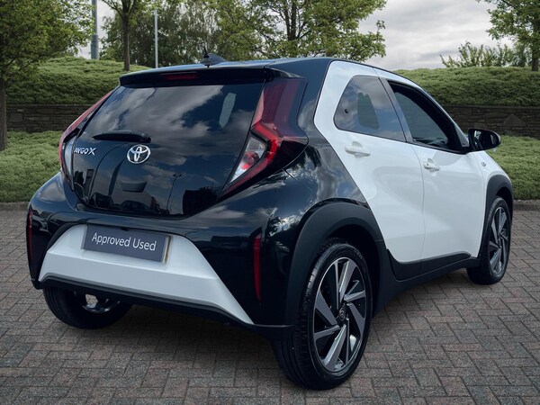 Used Toyota Aygo X 2025 for sale - 75226952: Photo 2