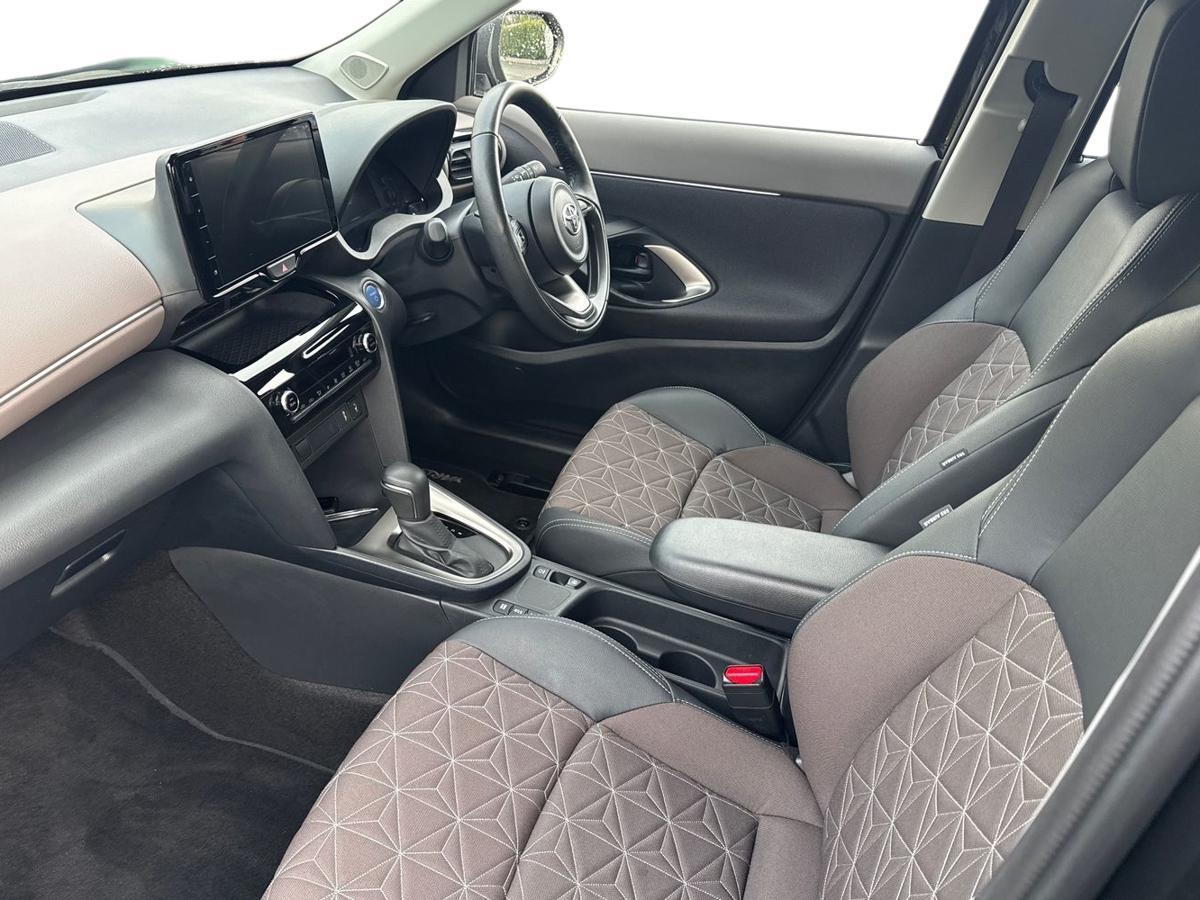 Used Toyota Yaris Cross 2023 for sale - 77893623: Photo 7