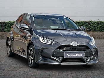 Used Toyota Yaris 2024 for sale - 79466007: Photo
