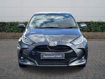 Used Toyota Yaris 2024 for sale - 79466007: Photo
