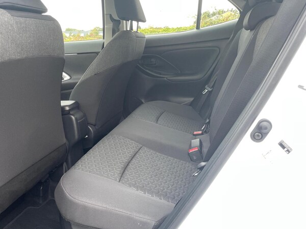 Used Toyota Yaris 2024 for sale - 76061643: Photo 12
