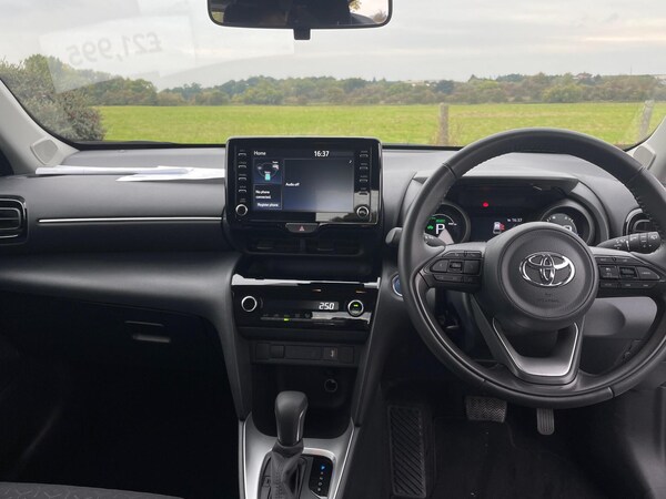Used Toyota Yaris 2024 for sale - 76061643: Photo 5