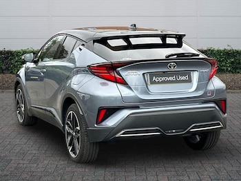 Used Toyota C-HR 2023 for sale - 78890810: Photo