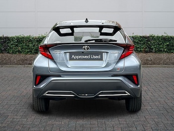 Used Toyota C-HR 2023 for sale - 78890810: Photo