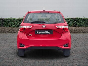 Used Toyota Yaris 2018 for sale - 78449723: Photo
