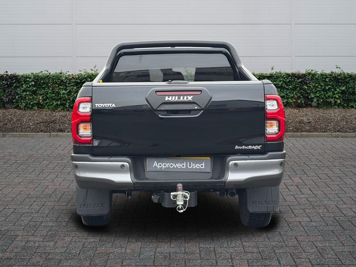Used Toyota Hilux 2025 for sale - 77893624: Photo 4