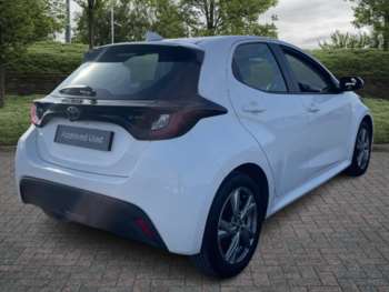 Used Toyota Yaris 2024 for sale - 73895973: Photo