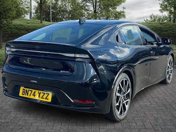 Used Toyota Prius 2024 for sale - 77587925: Photo