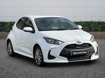 Used Toyota Yaris 2023 for sale - 78948167: Photo