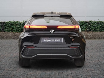 Used Toyota C-HR 2024 for sale - 77725306: Photo