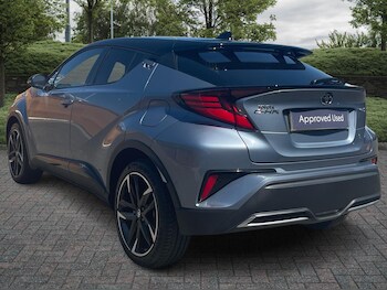 Used Toyota C-HR 2023 for sale - 75104049: Photo