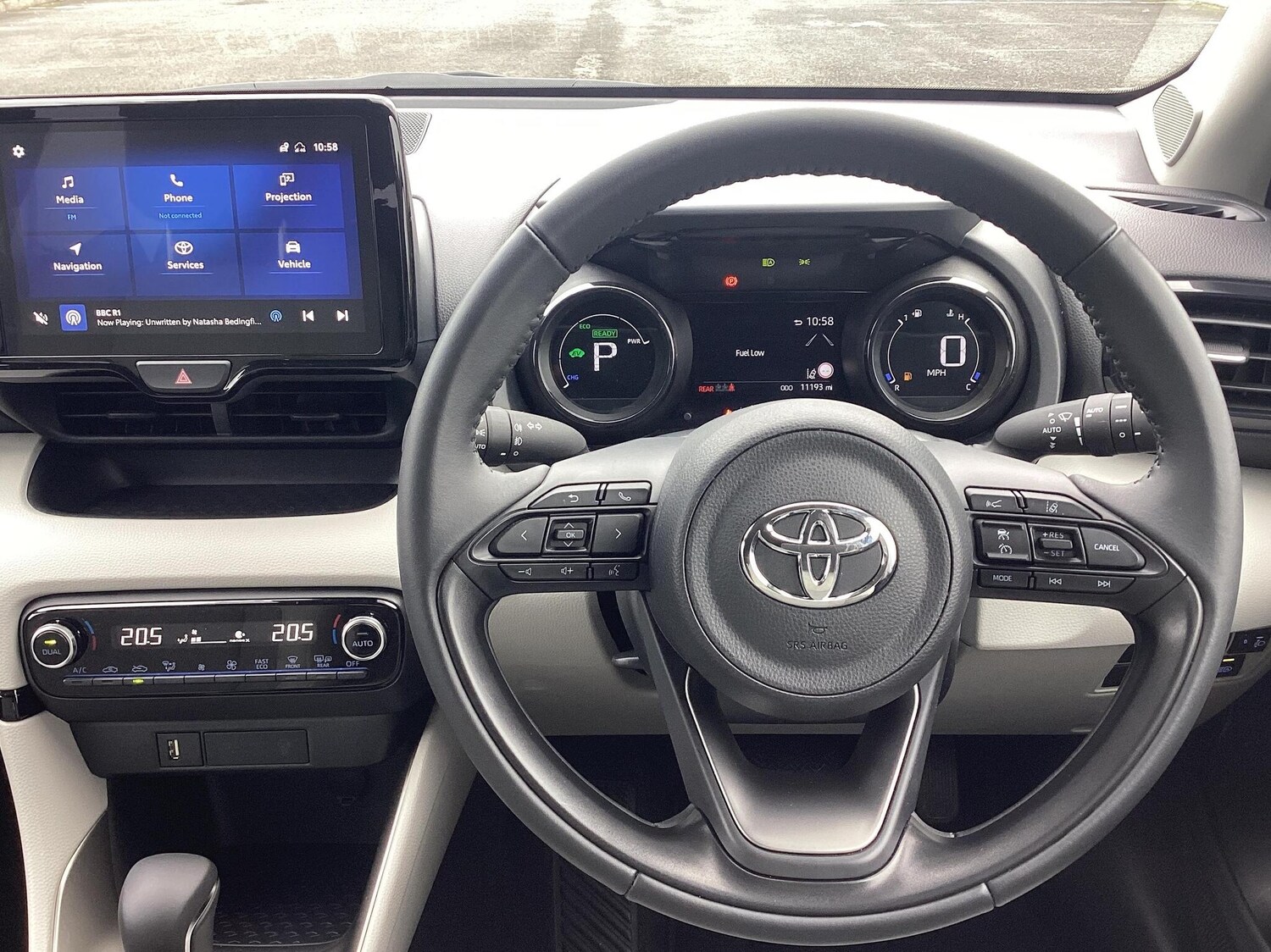 Used Toyota Yaris 2023 for sale - 76400323: Photo 6