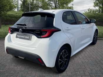 Used Toyota Yaris 2023 for sale - 73932332: Photo