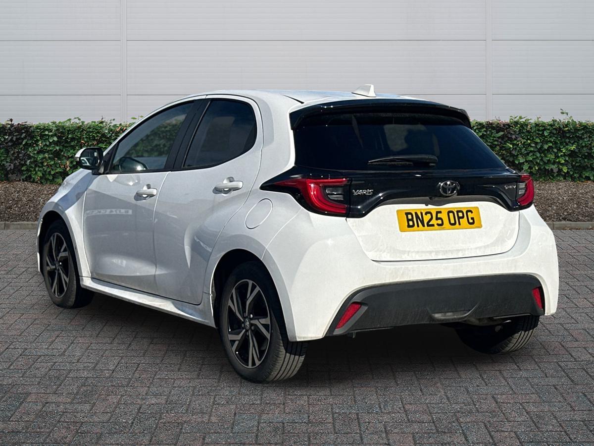 Used Toyota Yaris 2025 for sale - 77724919: Photo 2