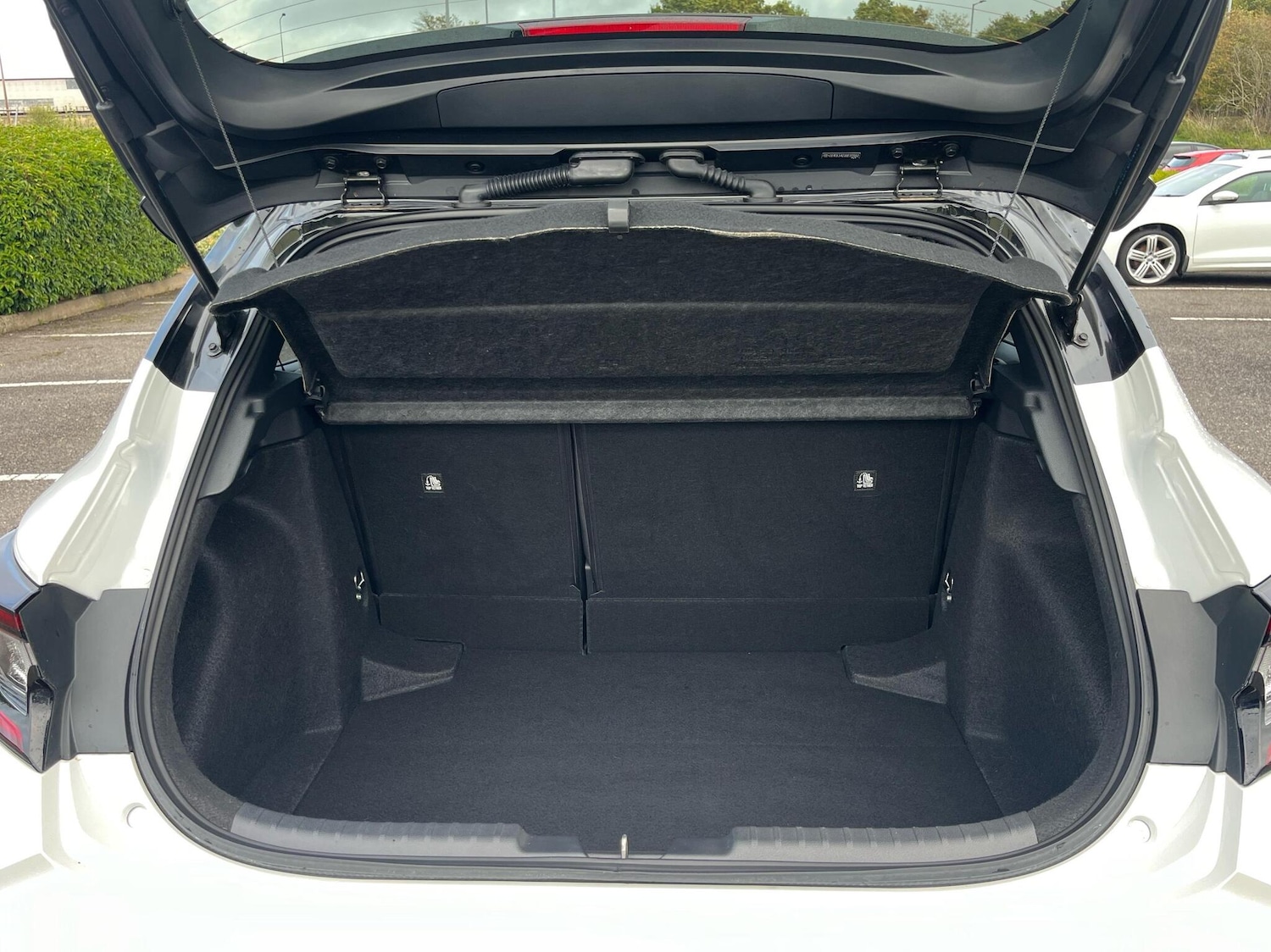 Used Toyota Corolla 2024 for sale - 75742496: Photo 8