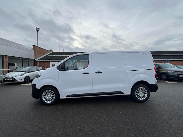 Used Toyota ProAce 2023 for sale - 75340711: Photo 17
