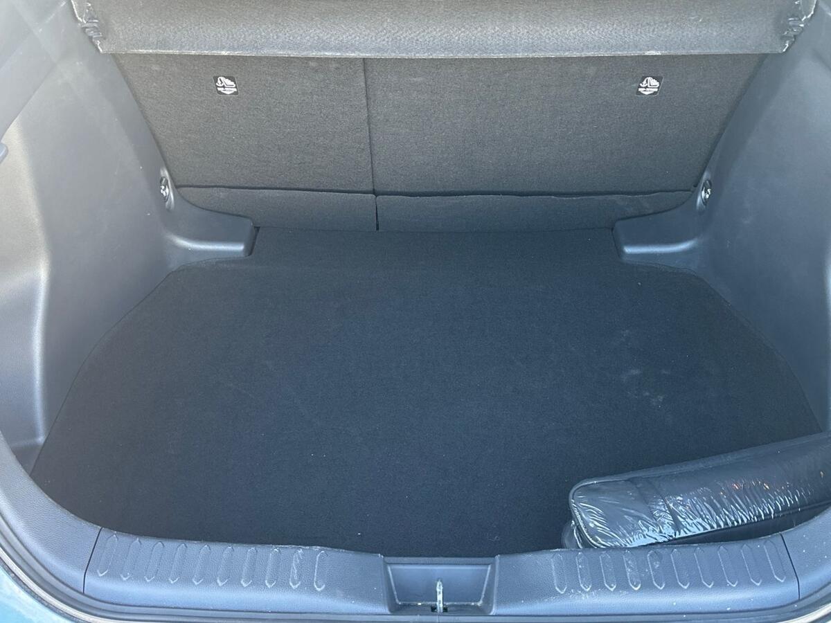 Used Toyota C-HR 2025 for sale - 77725250: Photo 10