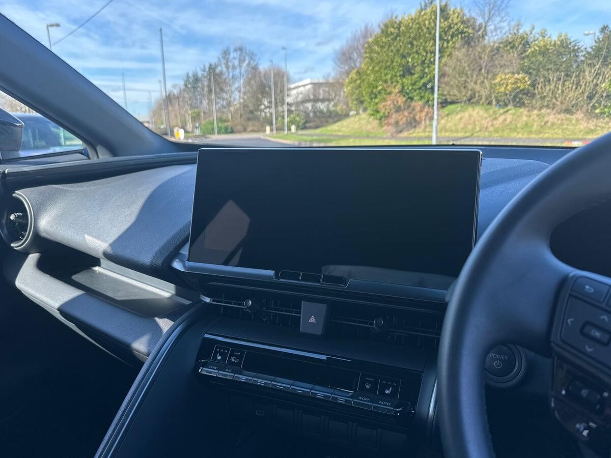 Used Toyota C-HR 2025 for sale - 77725250: Photo 11