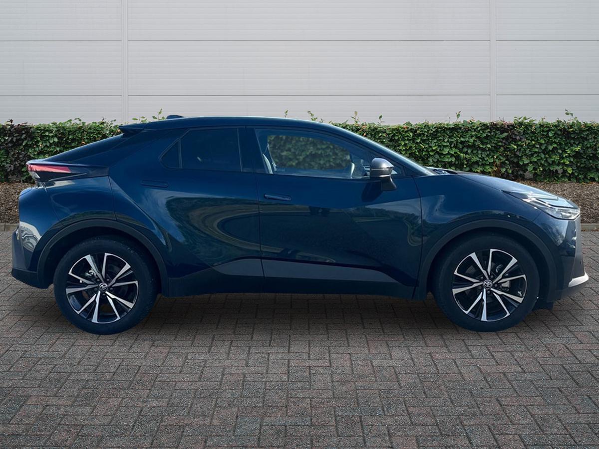 Used Toyota C-HR 2025 for sale - 77725250: Photo 5