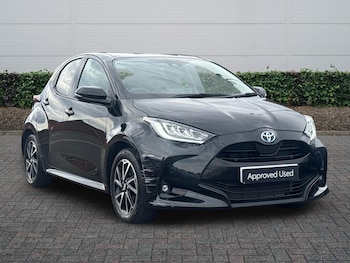 Used Toyota Yaris 2023 for sale - 78977697: Photo