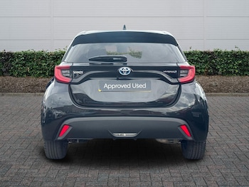Used Toyota Yaris 2023 for sale - 78977697: Photo