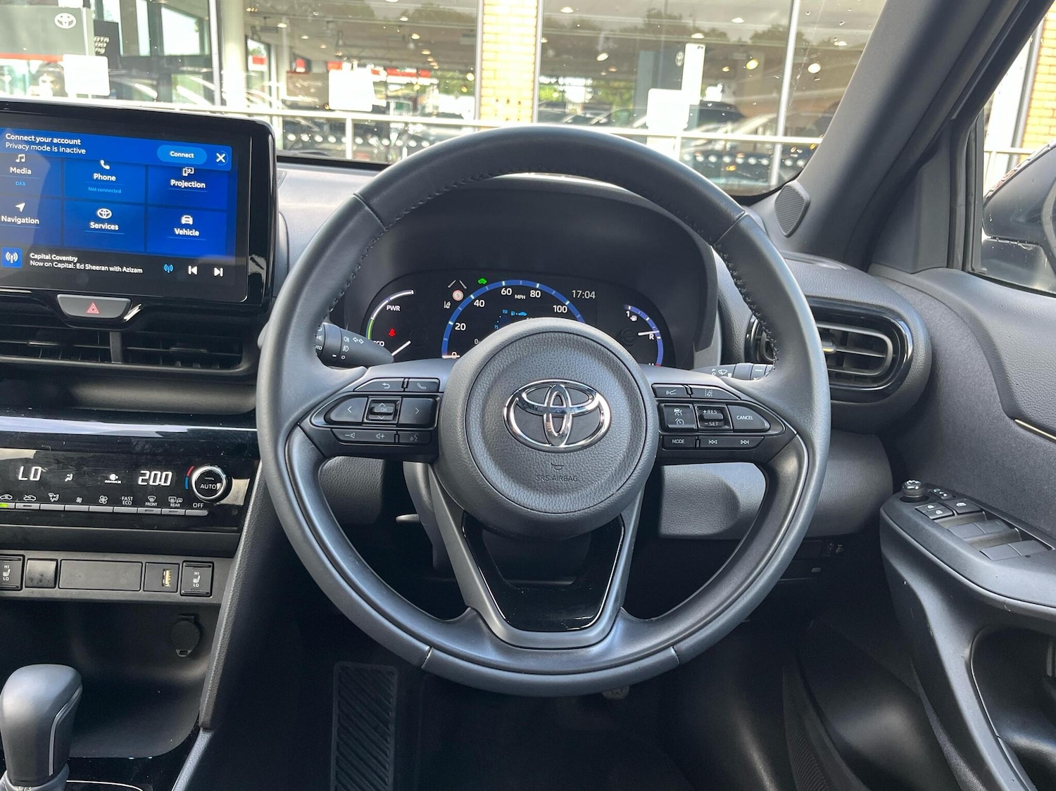 Used Toyota Yaris Cross 2022 for sale - 77192983: Photo 6