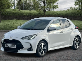 Used Toyota Yaris 2024 for sale - 75742532: Photo