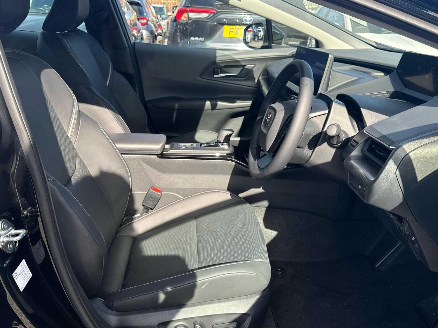 Used Toyota Prius 2024 for sale - 77893618: Photo 11