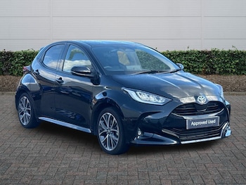 Used Toyota Yaris 2024 for sale - 77959296: Photo