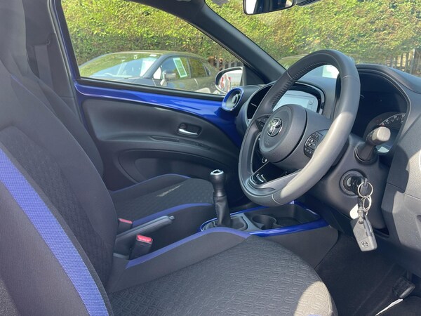 Used Toyota Aygo X 2022 for sale - 75659637: Photo 11