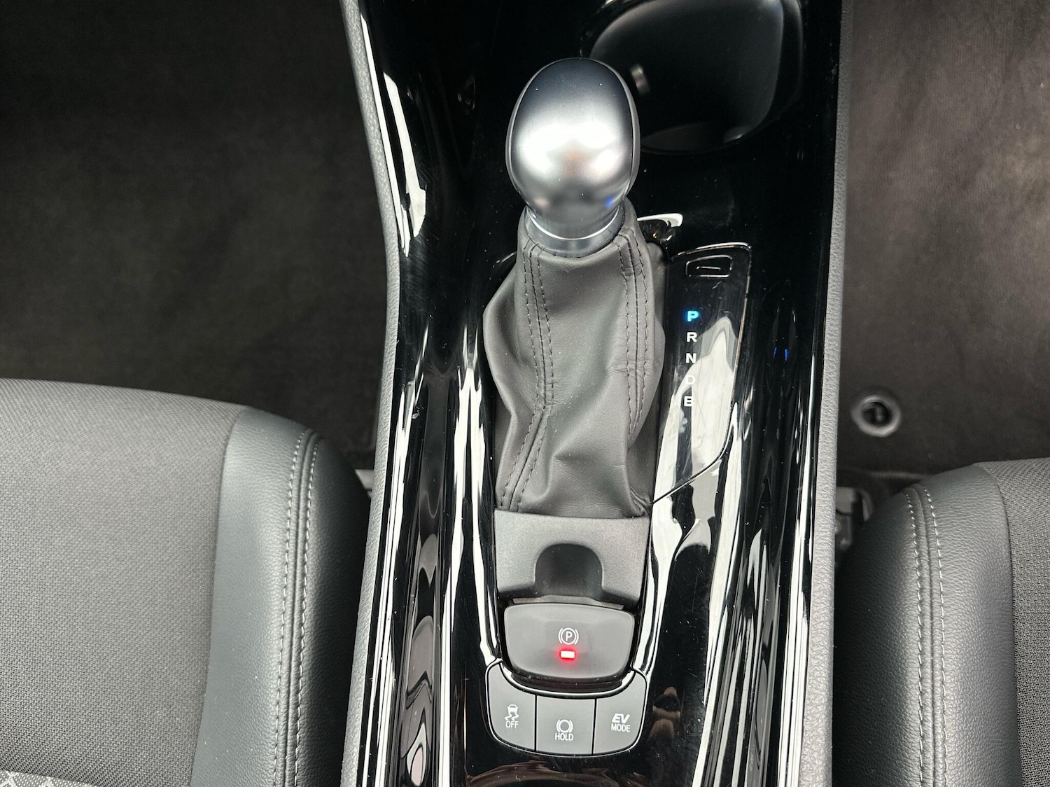 Used Toyota C-HR 2022 for sale - 76730815: Photo 30